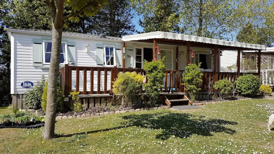 Camping La Pinède