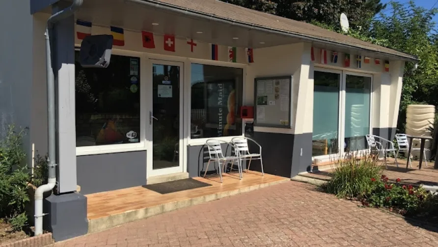 Camping La Pinède
