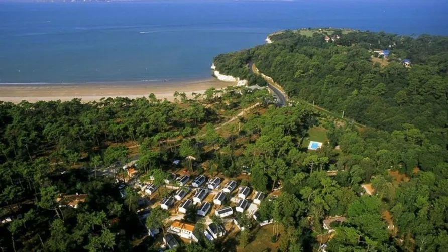 Camping le Pin Franc