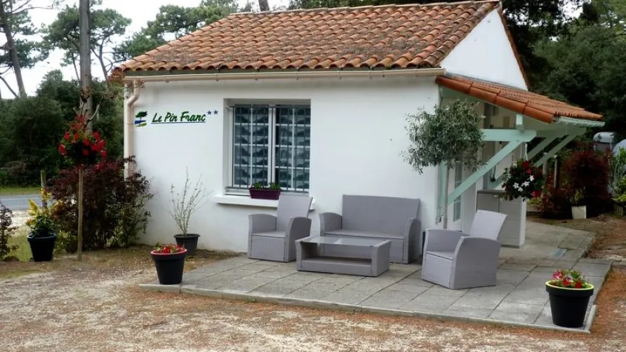 Camping le Pin Franc