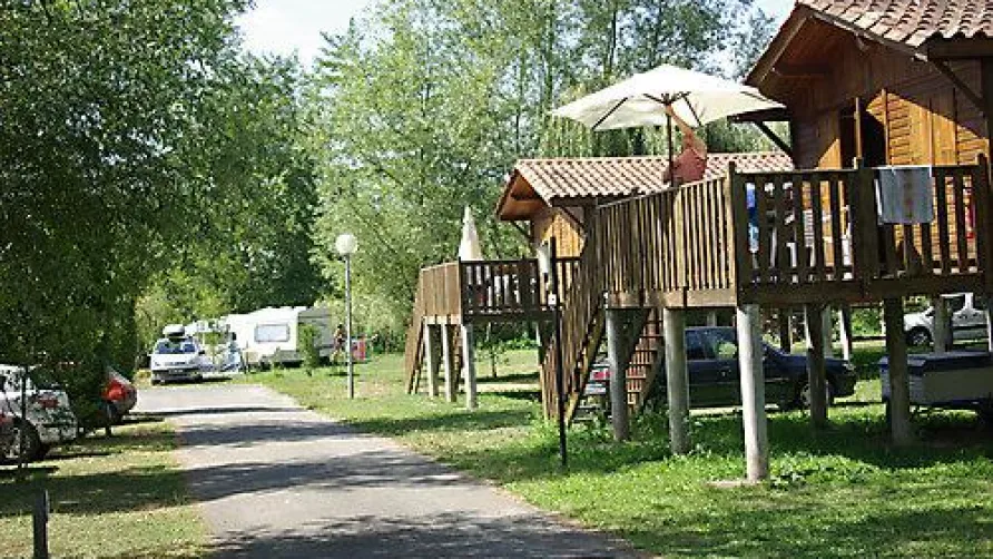 Flower Camping La Dordogne Verte
