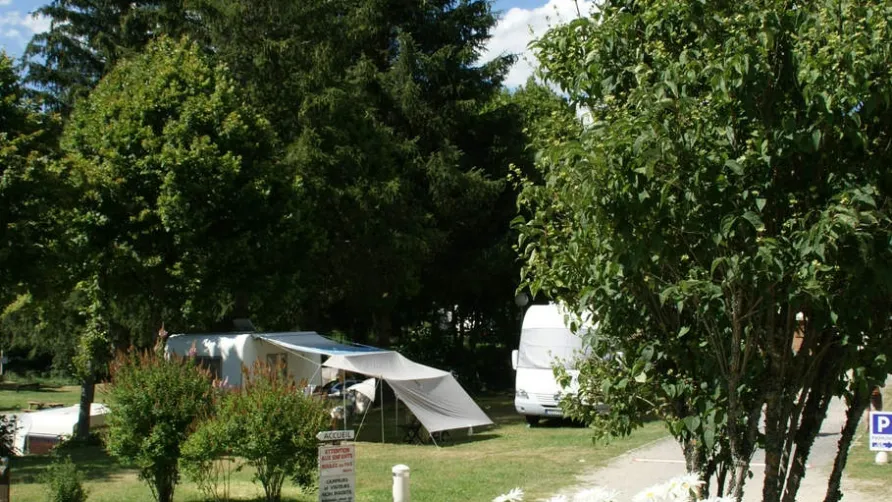 Camping du Pont de Braye