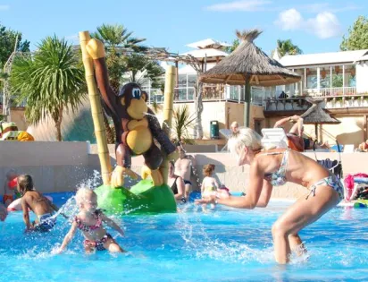 YELLOH! VILLAGE - LE CLUB FARRET