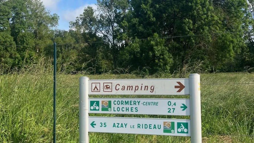 Camping Les Saules De Cormery