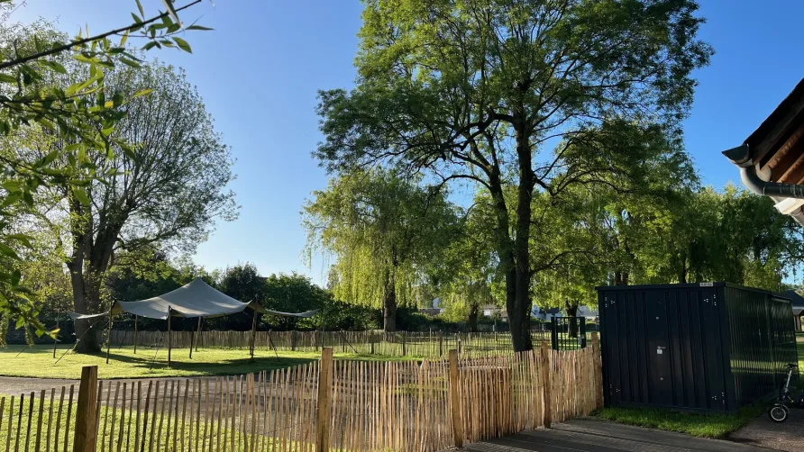 Camping Les Saules De Cormery
