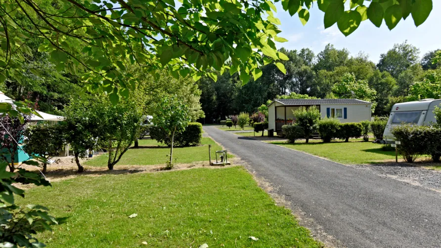 Camping Onlycamp Le Val Joyeux