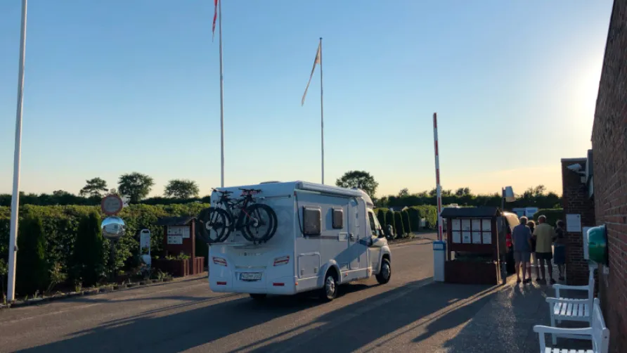 HYGGE Strand Camping