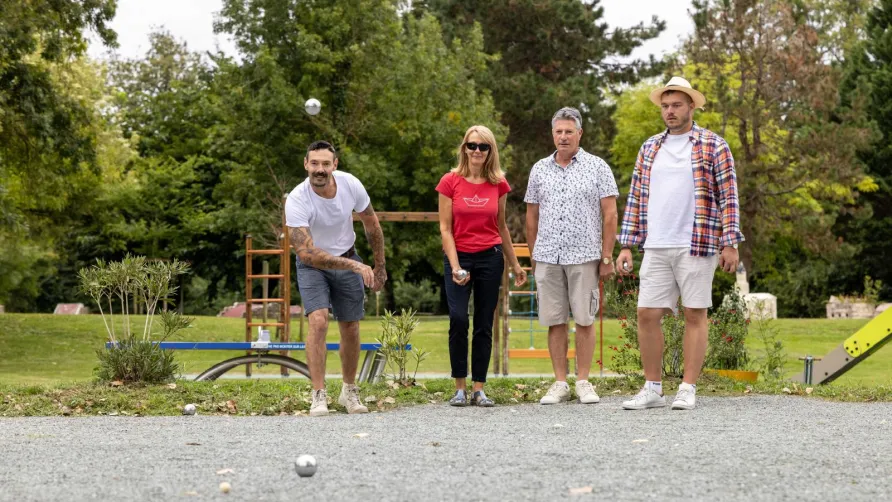 Camping Saintes Grandes Rives