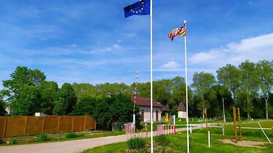 Camping Onlycamp Les Berges de l'Yonne