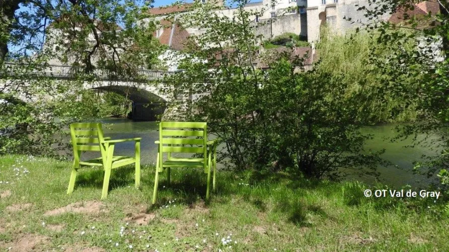 Camping Onlycamp Pesmes La Colombière