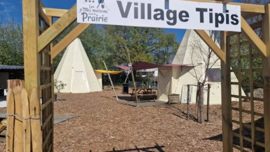 Camping Les P'tites Maisons dans la Prairie