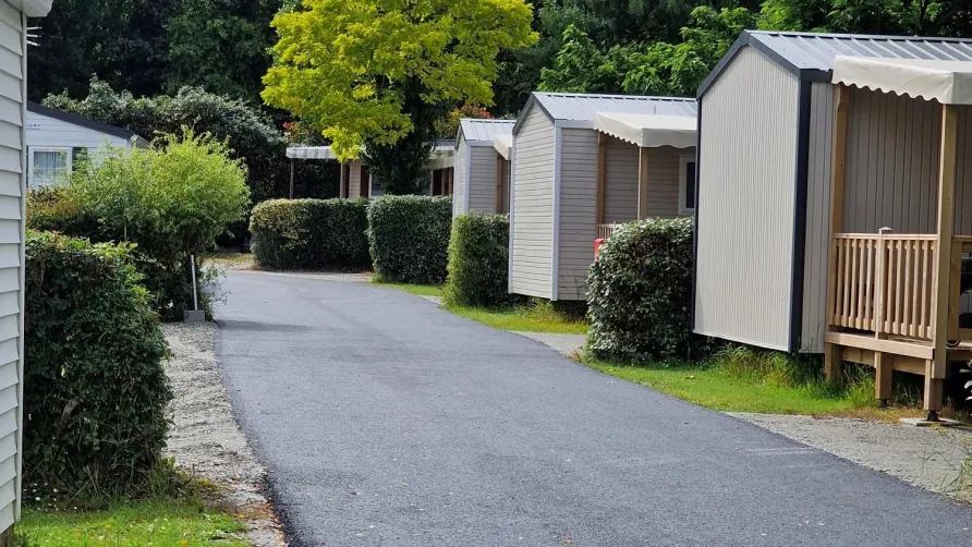 Camping Les P'tites Maisons dans la Prairie