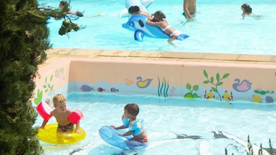 CAMPING ISERAND CALME et NATURE***