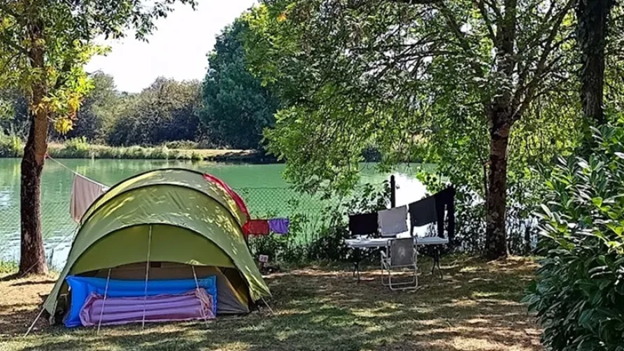 Camping du Lac de Fontclaire