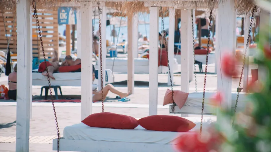 MCM Beach & Camping