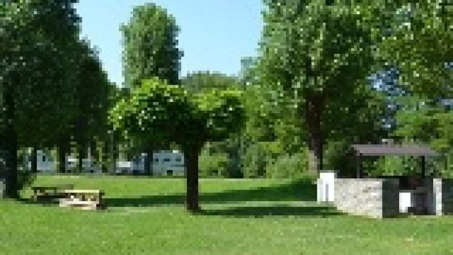 Camping Onlycamp Les Adoubes