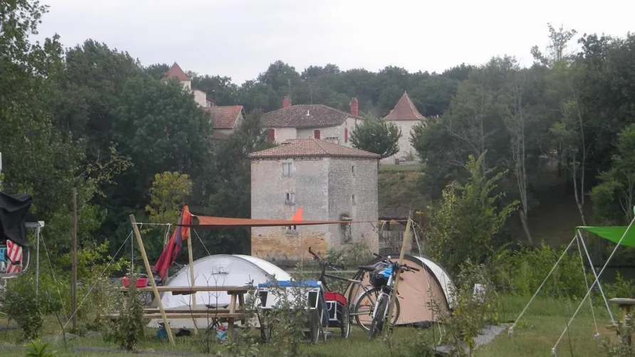 Camping Les Catalpas