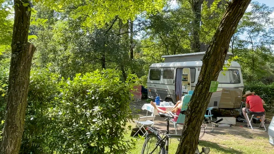 Camping Les Rives d'Auzon