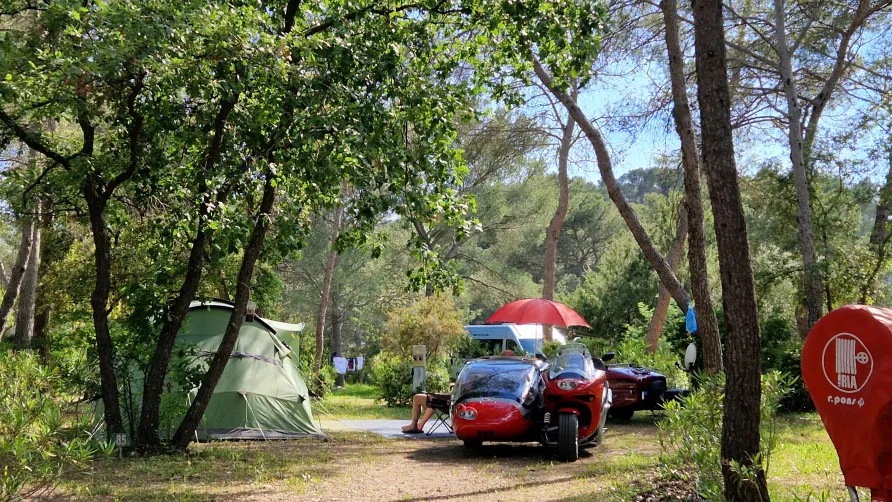CAMPING LA PIERRE VERTE