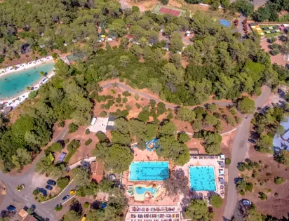 CAMPING LA PIERRE VERTE