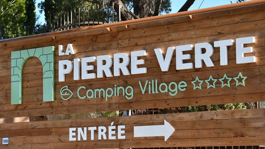 CAMPING LA PIERRE VERTE