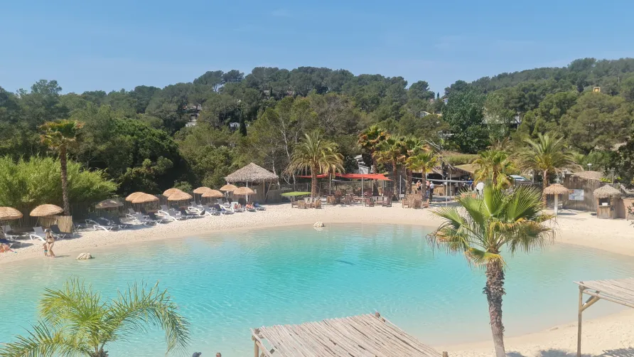 CAMPING LA PIERRE VERTE