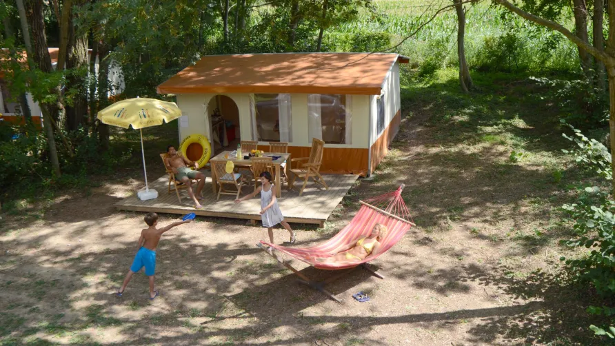 Camping Marvilla Parks - Le Château de Galaure