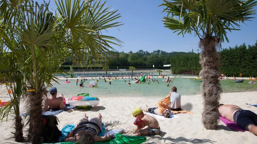 Camping Marvilla Parks - Le Château de Galaure