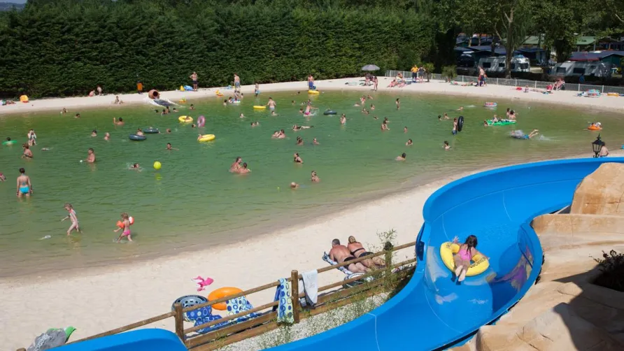 Camping Marvilla Parks - Le Château de Galaure