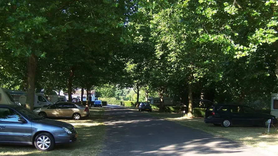Camping Lac De Pouzauges