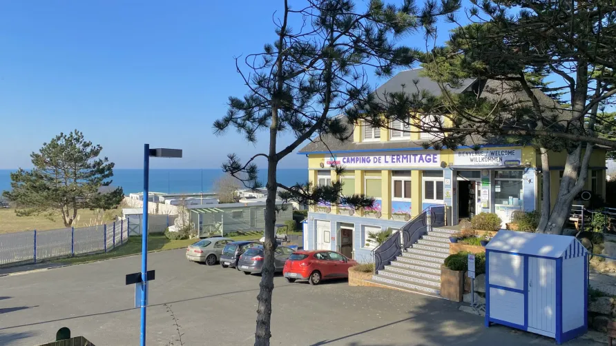 Camping Mirabel de l'Ermitage