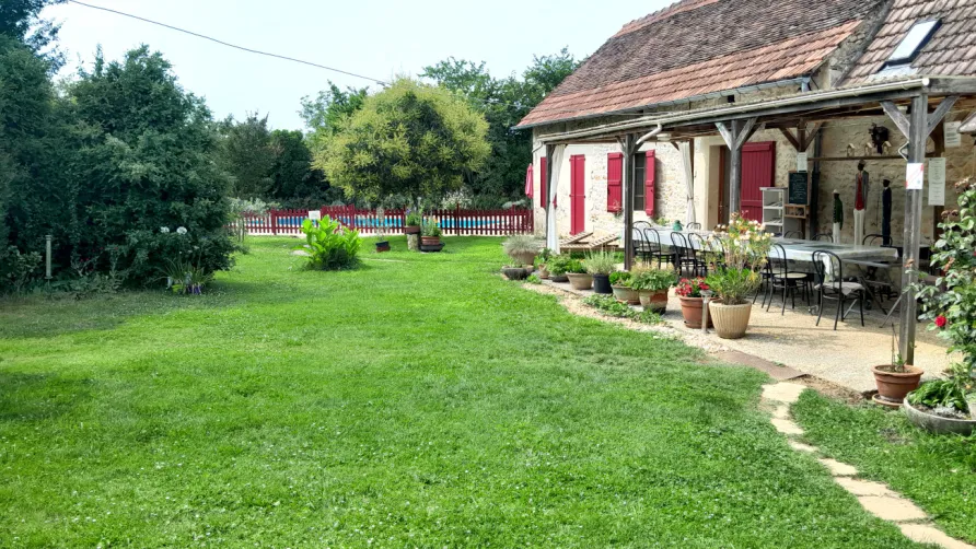 Camping naturiste Le Champ de Guiral