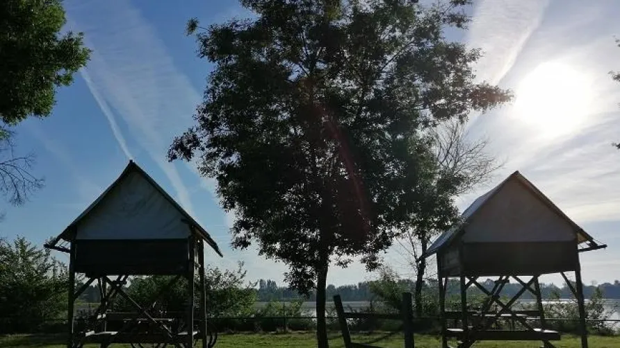 Camping Au Bord de Loire