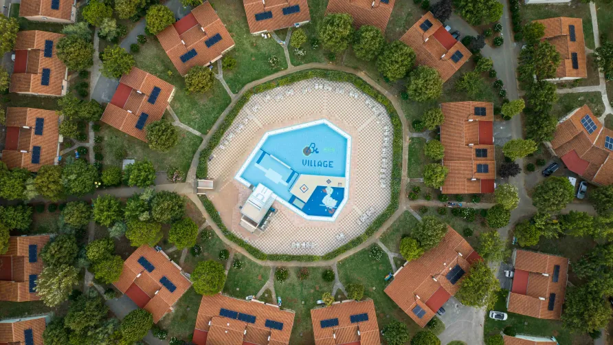 Bi Village