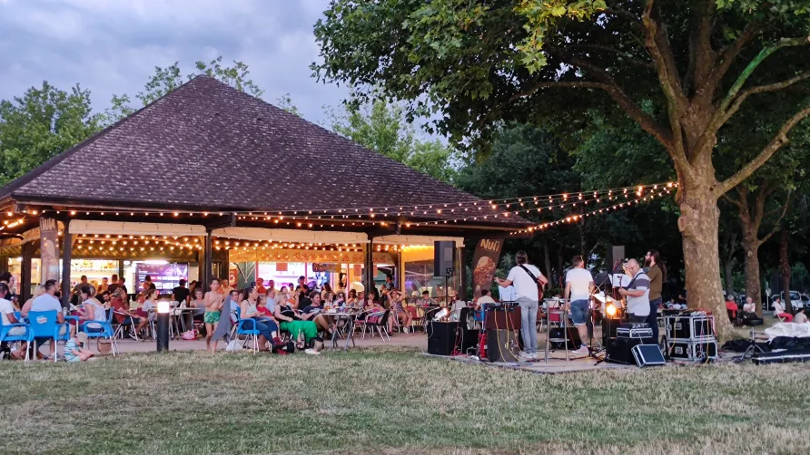 Camping - Village de Chalets