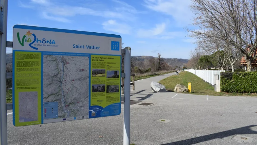 Camping Municipal Les Iles de Silon
