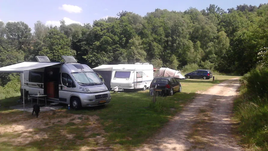 Camping Les Chelles