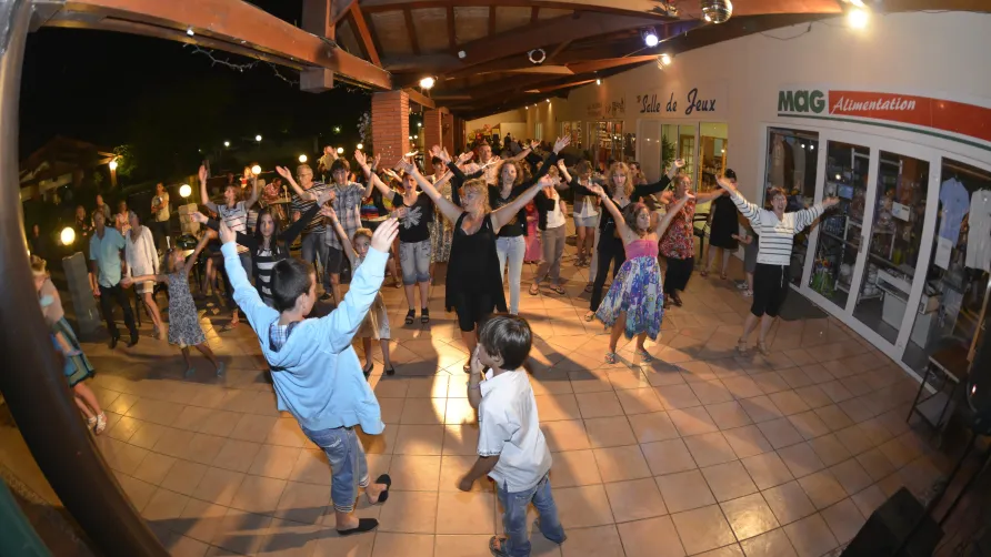 Camping Club Les Lacs