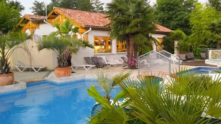 Camping Les Platanes