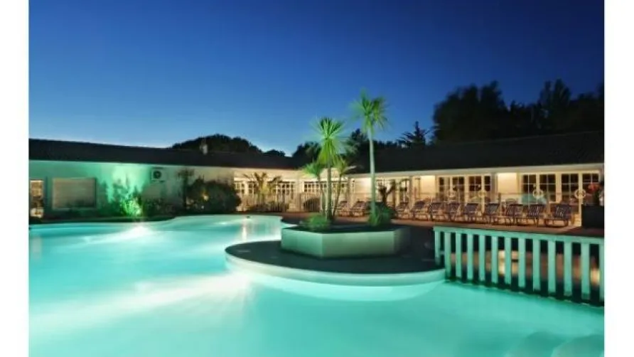 Camping Au Port Punay