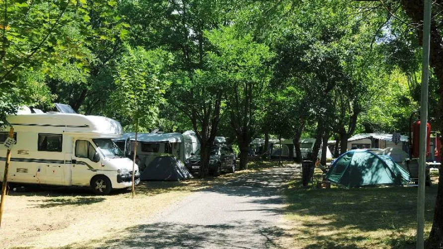 Flower Camping Le Val de l'Arre
