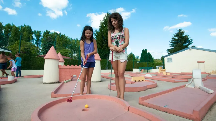 Capfun - Camping Le Village Parisien****