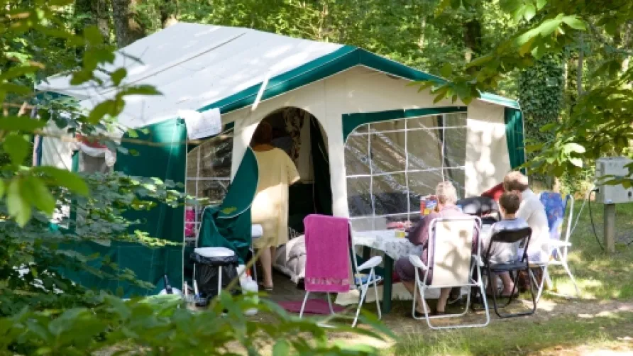 Camping les Monts d'Albi