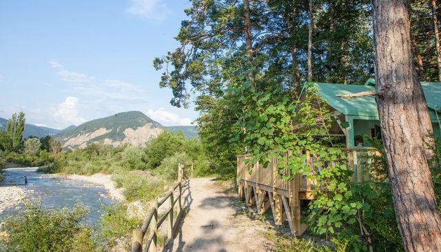 Camping L'Hirondelle France *****