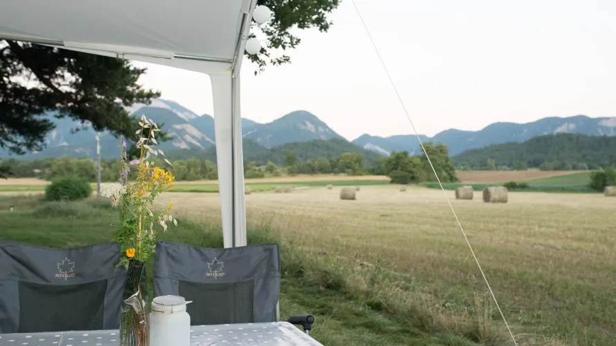 Camping L'Hirondelle France *****