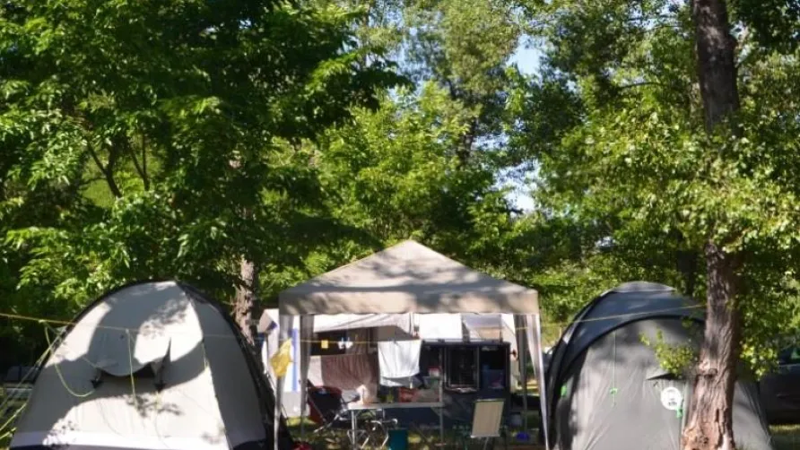 Camping les Peupliers