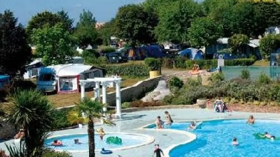 Camping Les Prés Verts Aux 4 Sardines***