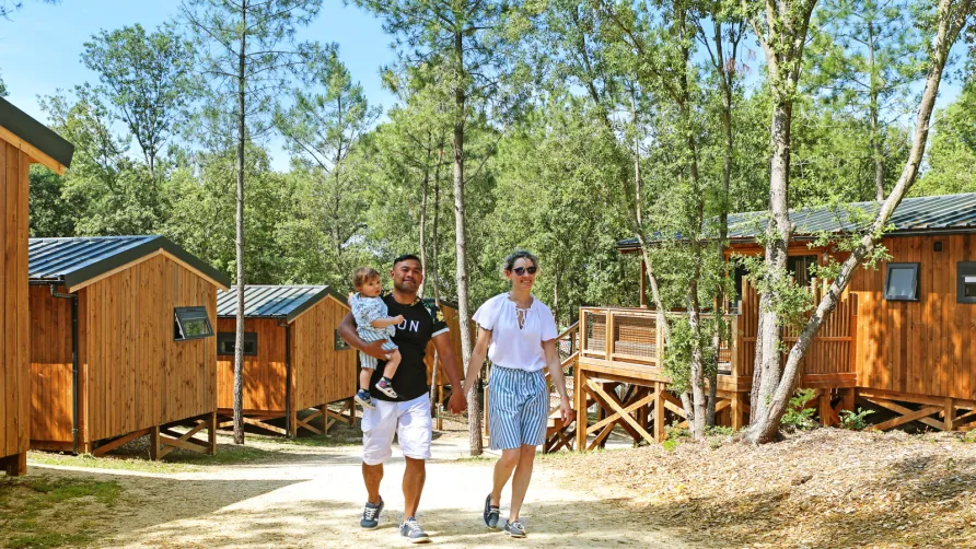 Camping Le Petit Rocher****