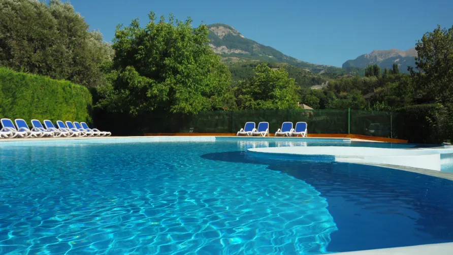 Camping Gîte Le Verger - Baratier 05