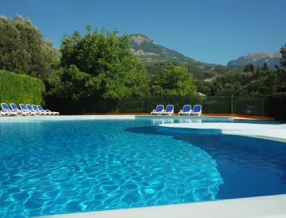 Camping Gîte Le Verger - Baratier 05